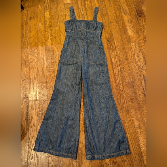 Anthropologie Pilcro Flared Denim Jumpsuit Size 4 - Picture 5 of 17